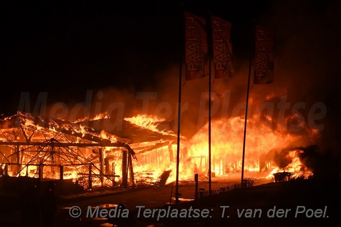 MediaTerplaatse grote brand stran katwijk strandtent Katwijk 23012018 Image00004