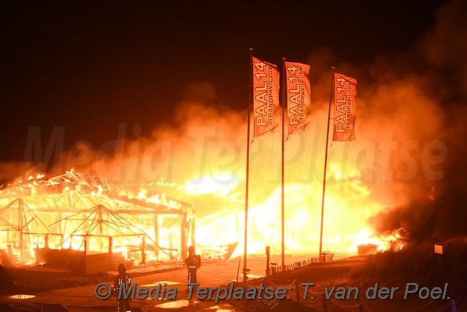 MediaTerplaatse grote brand stran katwijk strandtent Katwijk 23012018 Image00006