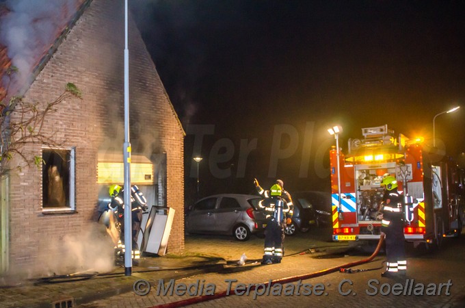 MediaTerplaatse grote brand opslag loods nvp 02122017 Image00004