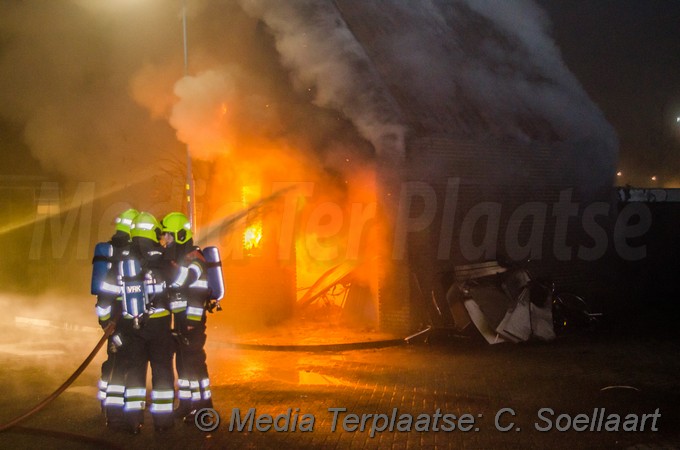 MediaTerplaatse grote brand opslag loods nvp 02122017 Image00008