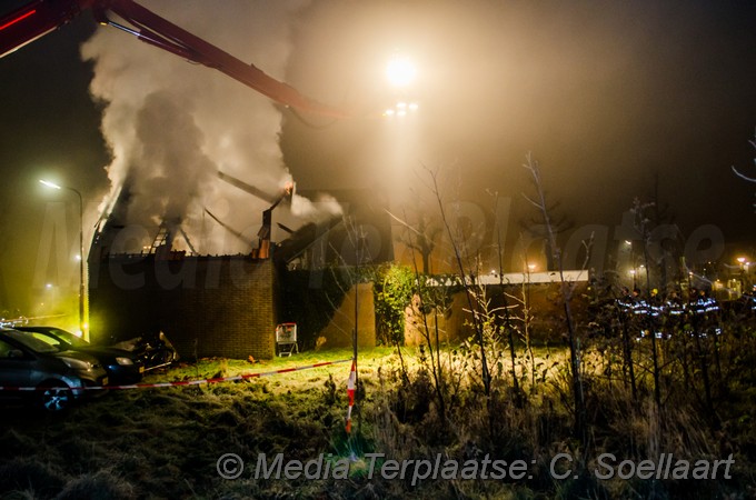 MediaTerplaatse grote brand opslag loods nvp 02122017 Image00014