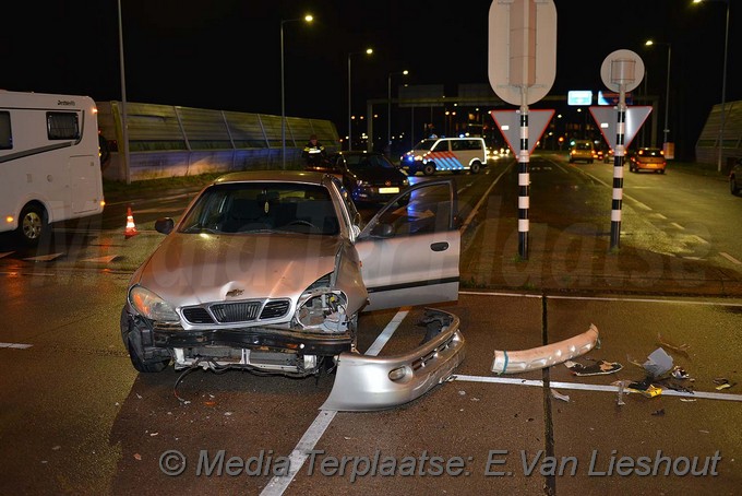 MediaTerplaatse ongeval r net bus hoofddorp 03122017 Image00006