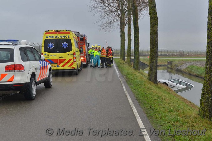 MediaTerplaatse zwaar ongeval vijfhuizerweg hdp zwaar gewond kind 03122017 Image00011