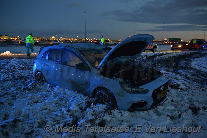 MediaTerplaatse auto kop vijfhuizerweg hdp 12122017 Image00004