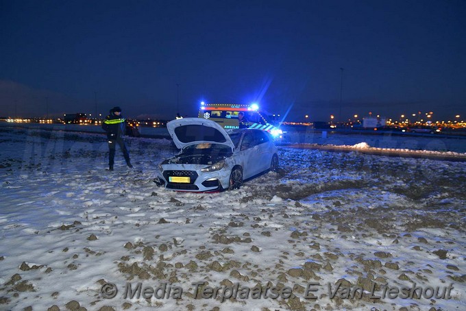 MediaTerplaatse auto kop vijfhuizerweg hdp 12122017 Image00009