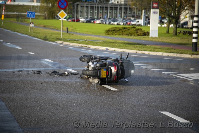 Mediaterplaatse ongeval motor lijnbus badhoevendorp 13112019 Image00003