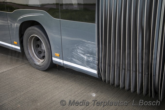 Mediaterplaatse ongeval motor lijnbus badhoevendorp 13112019 Image00006