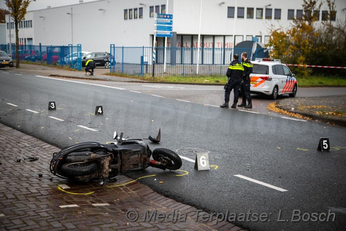 Mediaterplaatse scooterrijder zwaar gewond haarlem 22112019 Image00006