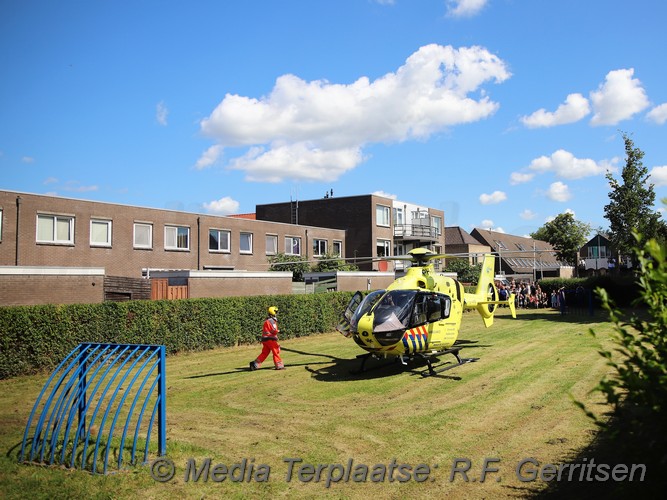 Mediaterplaatse mmt nodig voor persoon van ladder gouda 0001Image00008