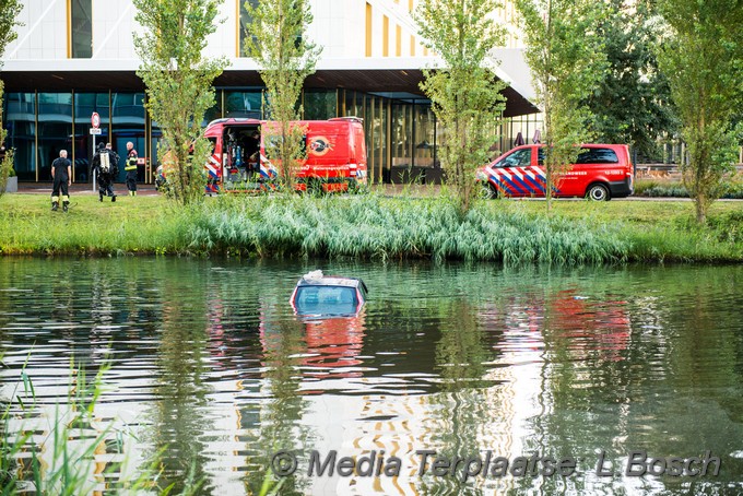 Mediaterplaatse auto te water taurusavue hoofddorp 0001Image00003