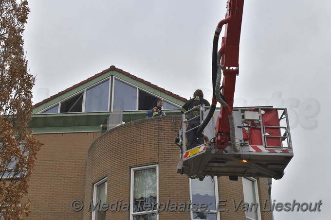 Mediaterplaatse veel rook door soldeerbout nvp 02122020 Image00005