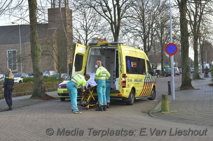 Mediaterplaatse ongeval letsel vijfhuizen fietser auto 16122020 Image00006