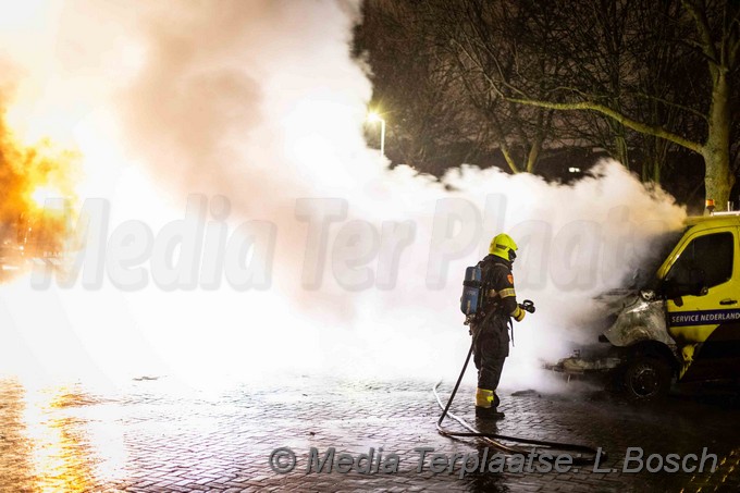 Mediaterplaatse weer auto brand in haarlem 17122020 Image00009