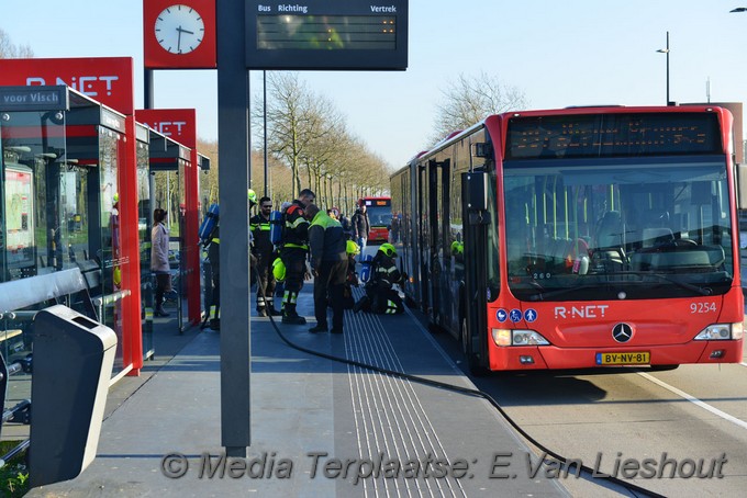 Mediaterplaatse rood lijnbus ddoor vastlopen remmen hdp 07022020 Image00001