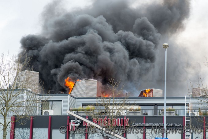 Mediaterplaatse grote brand industrie hoofddorp 11022020 Image00002