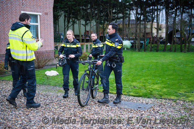 Mediaterplaatse fietser in tuin lijnden 13022020 Image00011