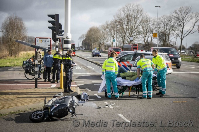 Mediaterplaatse bestuurder op gepakt na ongeval snorscooter haarlem 19022020 Image00004