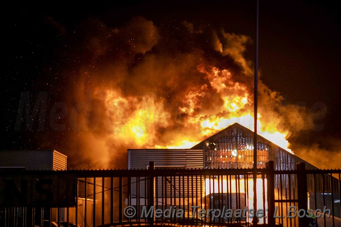 Mediaterplaatse weer grote brand boesingheliede 28022020 Image00005