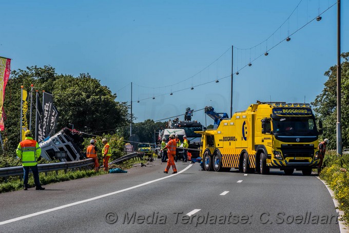 Mediaterplaatse dode bij vrachtwagen incident beverwijk 3172020 ldn 0001Image00010