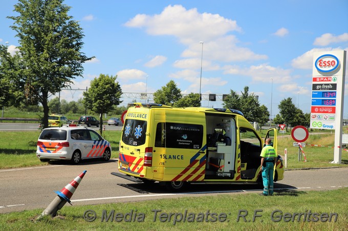 Mediaterplaatse dode in sloot met auto a12 zoetermeer 13062020 Image00015