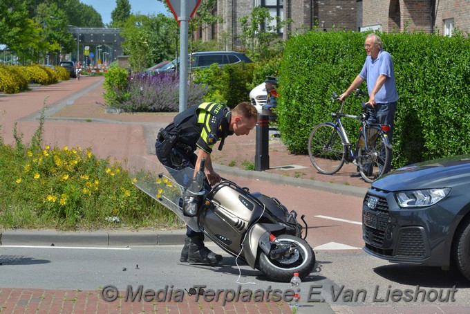 Mediaterplaatse ongeval scooter auto hoofddorp 15062020 Image00006