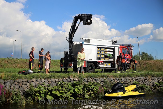 Mediaterplaatse watersporter in de problemen in gouda 20062020 Image00005