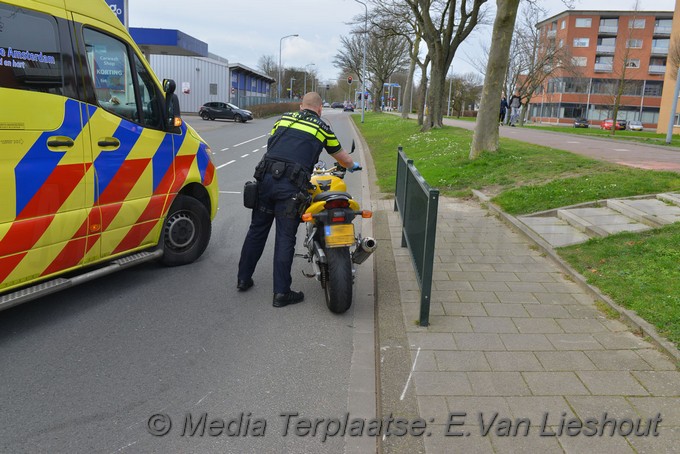 Mediaterplaatse motorrijdster gewond in hoofddorp 07032020 Image00005