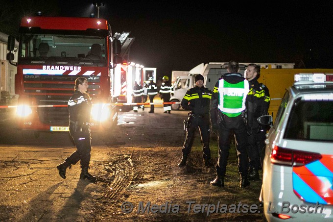 Mediaterplaatse bestelbus in brand vijfhuizen 17032020 Image00002