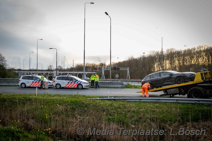 Mediaterplaatse politie rijd auto klem a22 17032020 Image00004