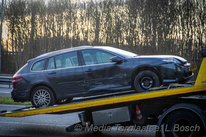 Mediaterplaatse politie rijd auto klem a22 17032020 Image00006