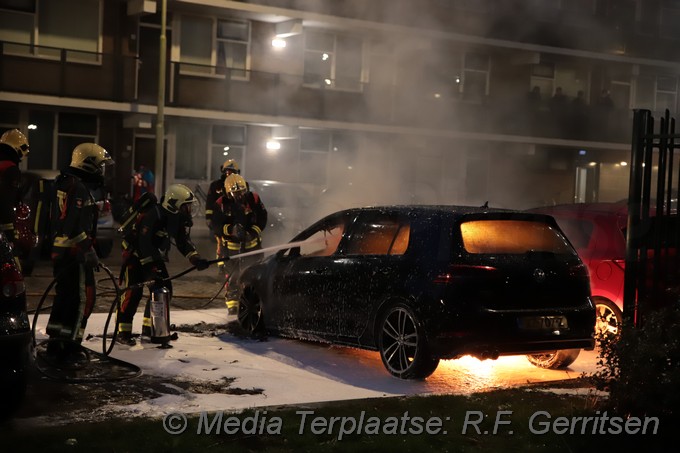 Mediaterplaatse autos in brand gouda 01052020 Image00029