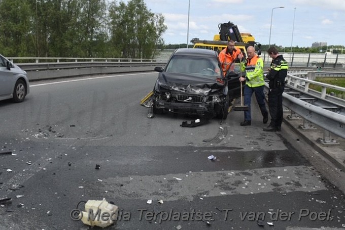 Mediaterplaatse ongeval a4 zoeterwoude 15052020 Image00001