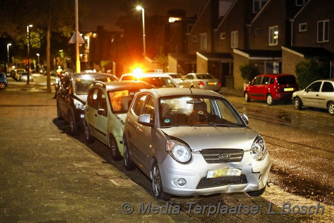 Mediaterplaatse auto klapt op geparkeerde autos haarlem 02112020 Image00003