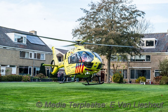 Mediaterplaatse ongeval tijdens het parkeren Aalsmeer 07112020 Image00012