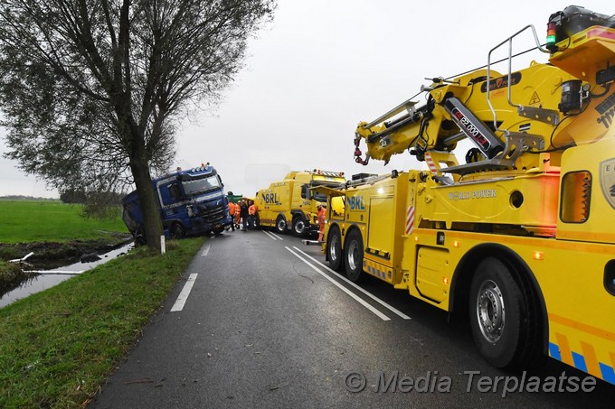 Mediaterplaatse v rachtwagen te water zoeterwoude 16112020 Image00010