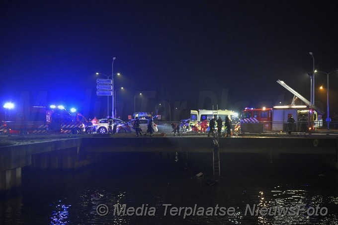 Mediaterplaatse auto te water met 5 personen nvp 29112020 Image00001