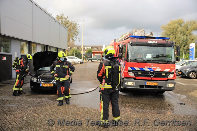 Mediaterplaatse voertuigbrand gouda burgemeester van reenesingel 07102020 0001Image00012