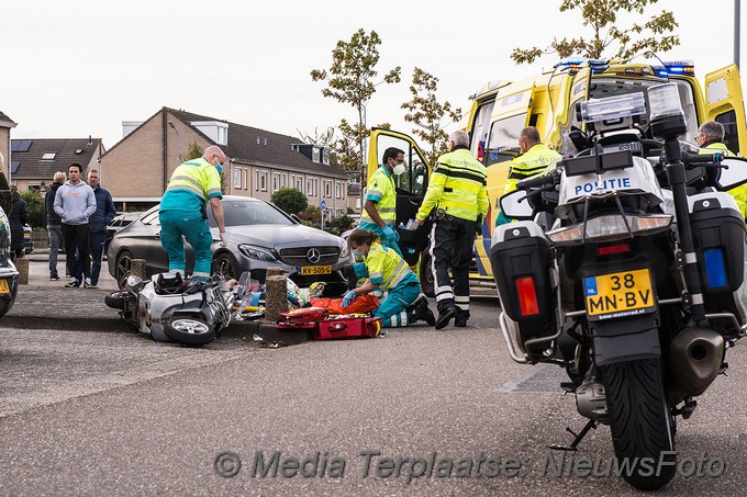 Mediaterplaatse ongeval scooter auto badhoevendorp 14102020 0001Image00001