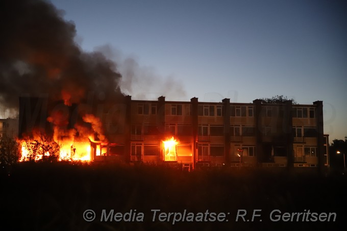 Mediaterplaatse grote brand gouda in leeg pand 0001Image00006