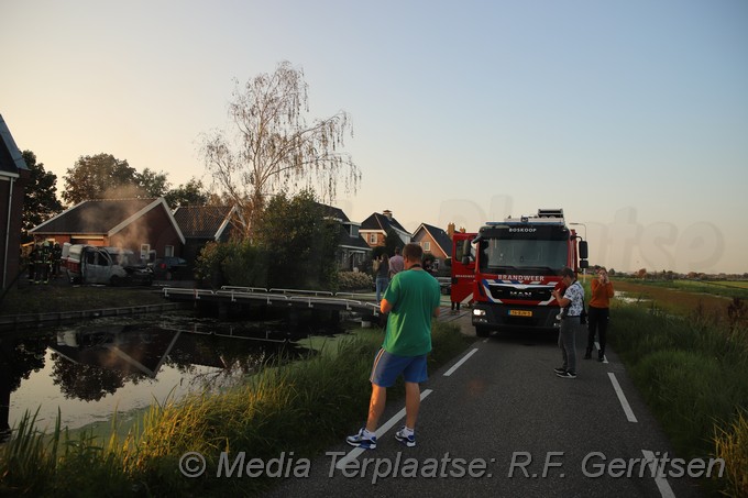 Mediaterplaatse voertuig brand middelburgseweg boskoop 0001Image00002