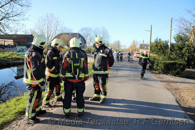 Mediaterplaatse vrachtwagen zakt door weg 01042020 Image00004