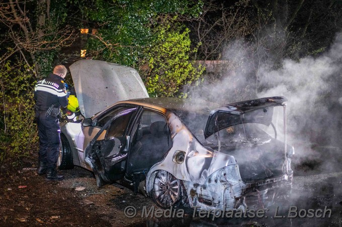 Mediaterplaatse auto brand haarlem oost 03042020 Image00007