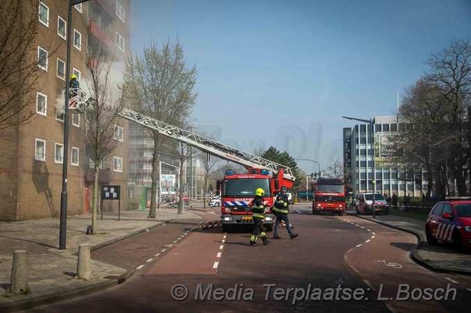 Mediaterplaatse flinke brand in flat haarlem 08042020 Image00006