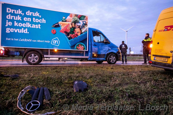 Mediaterplaatse ongeval twee busjes velsen zuid 15012019 Image00003