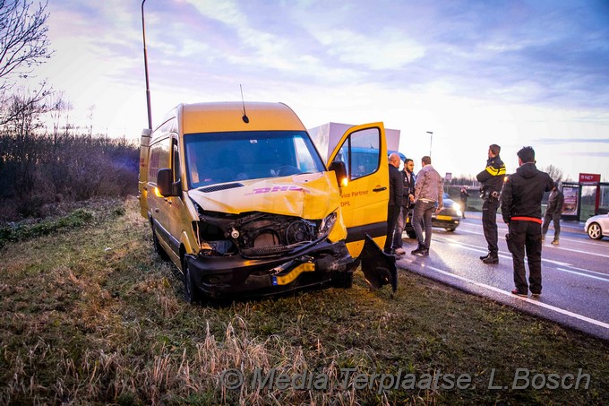 Mediaterplaatse ongeval twee busjes velsen zuid 15012019 Image00004
