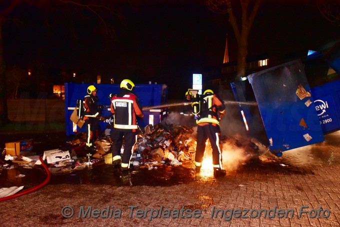 Mediaterplaatse brand in container zoeterwoude 04042021 Image00002