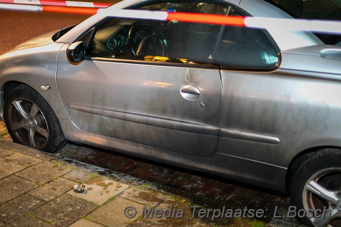 Mediaterplaatse vuurwerk gevonden naast auto brand in haarlem 02082021 Image00001