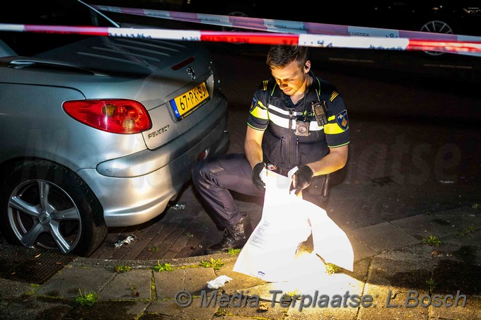 Mediaterplaatse vuurwerk gevonden naast auto brand in haarlem 02082021 Image00005