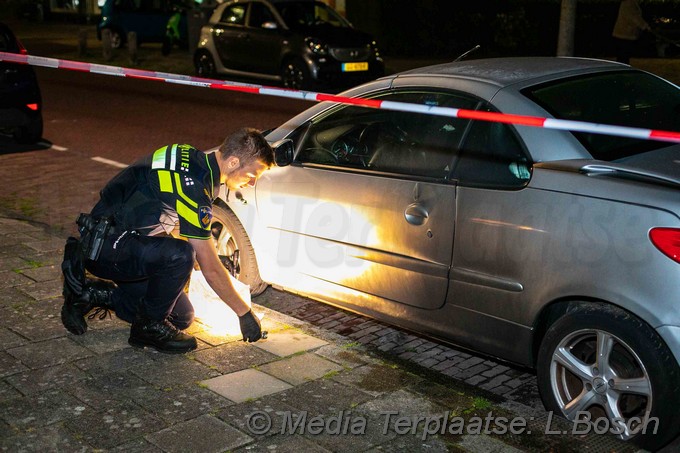 Mediaterplaatse vuurwerk gevonden naast auto brand in haarlem 02082021 Image00006