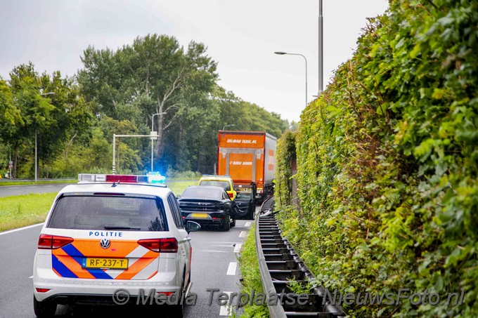 Mediaterplaatse ongeval n208 alleen schade geen leysel auto vrachtwagen 17082021 Image00003
